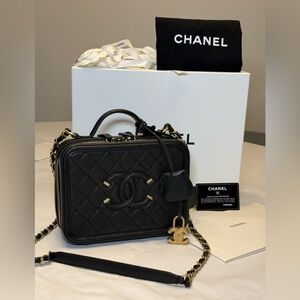 Chanel CC Vanity Case BlackCrossbody Bag with Gold Accents